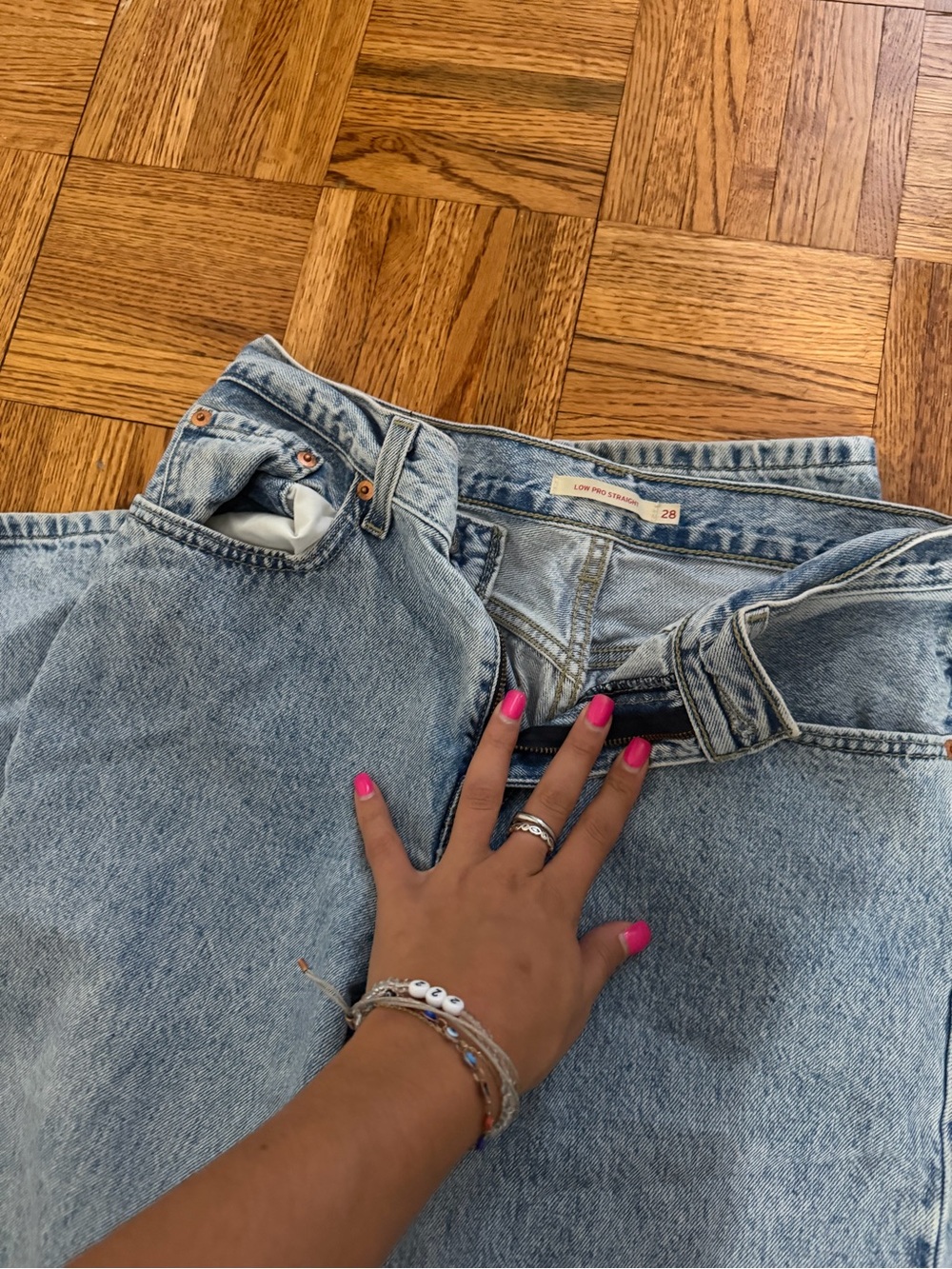 Light Wash Women’s Low Rise Jeans
